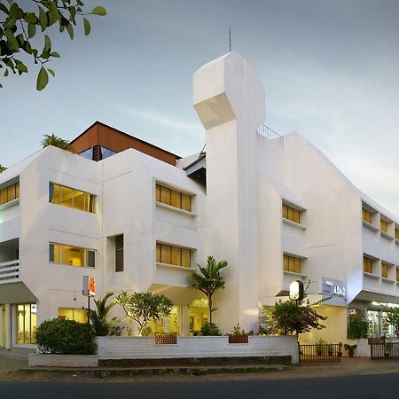 โรงแรมอาบัด ฟอร์ต Kochi ภายนอก รูปภาพ