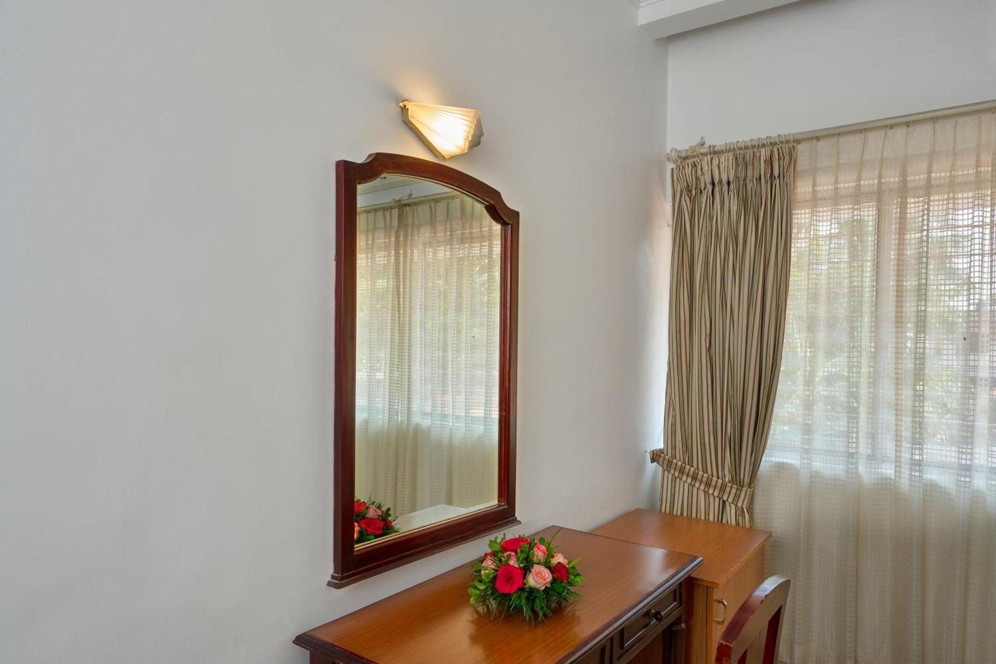 โรงแรมอาบัด ฟอร์ต Kochi ภายนอก รูปภาพ